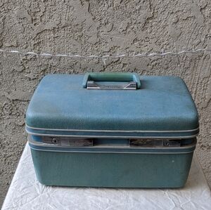 Samsonite Sears Teal Travel Case